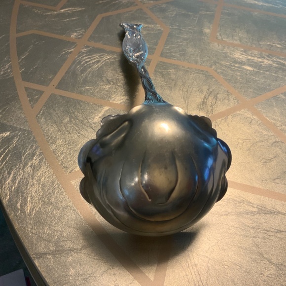 Punch Bowl 1903 Sterling Frontenac Oyster Repousse Ladle Simpson Hall & Mill… - Picture 5 of 9